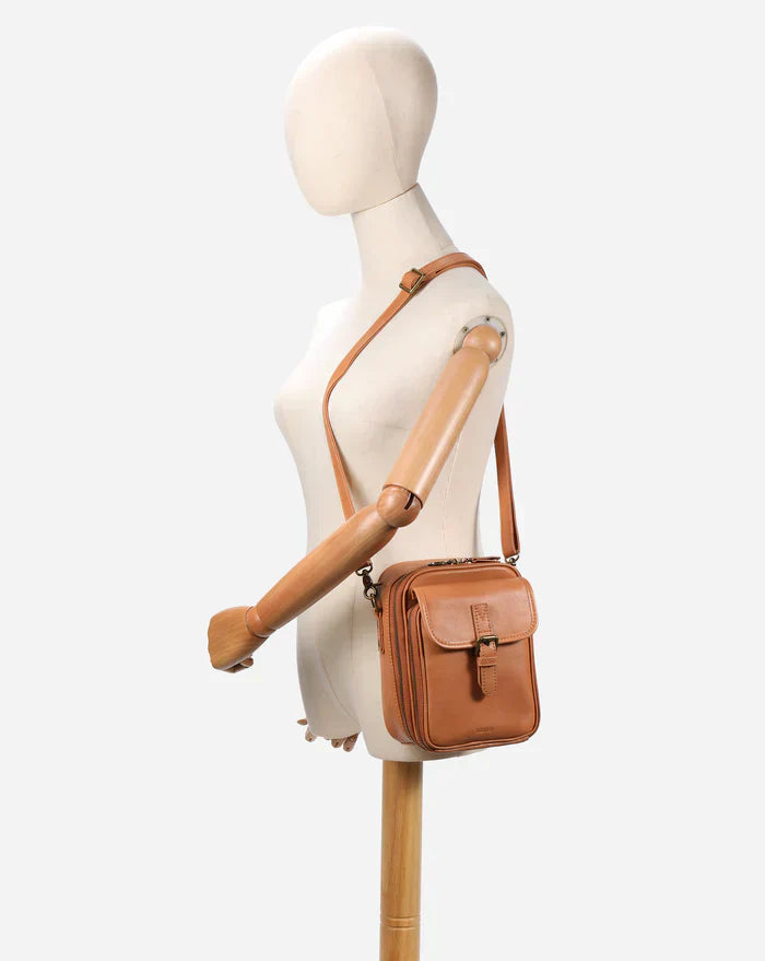 Urvashi | Leather Crossbody Bag - Elle Melbourne