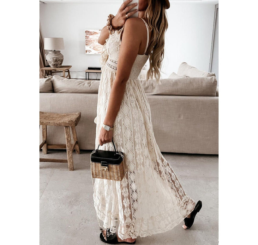 Stine | Stylish Lace Maxi Dress - Elle Melbourne